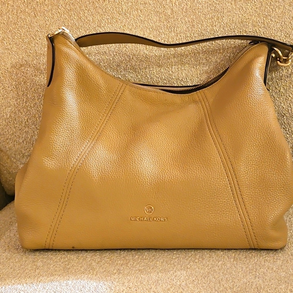 Michael Khors Camel Medium Shoulder/crossbody Bag